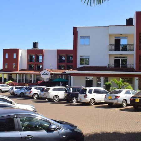 Meru Slopes Hotel Exterior foto