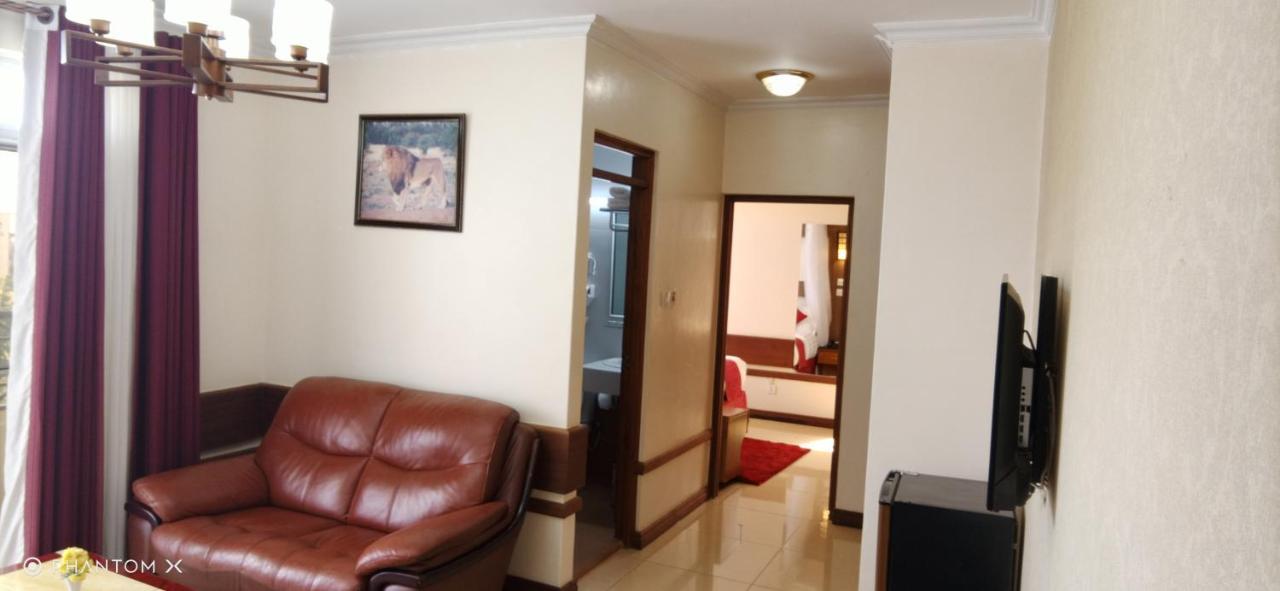 Meru Slopes Hotel Exterior foto